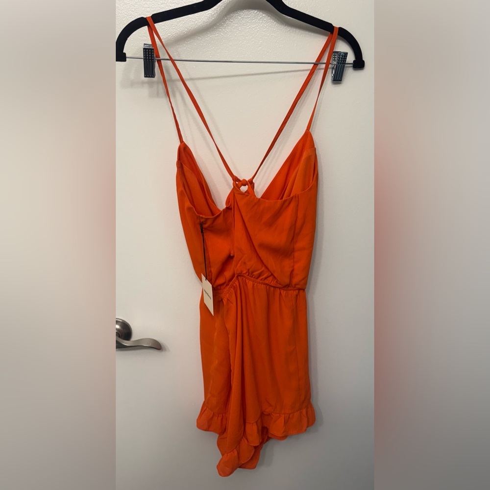 NWT Superdown Kehlani Romper | Trendy Night Out One Piece Outfit - Picture 5 of 6